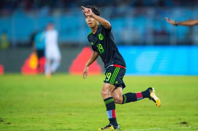 No es seguro que Betis preste a Diego Lainez