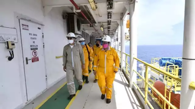 La basificación de trabajadores de Pemex es iniciativa de AMLO. Foto: Gerardo Can Dzib