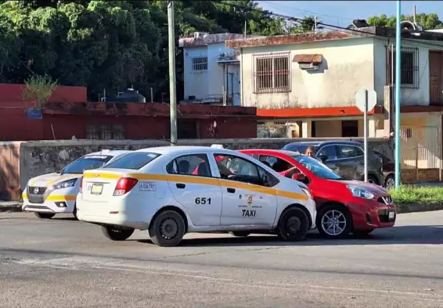El taxista fue determinado como el responsable del percance por lo que tendrá que asumir las consecuencias
