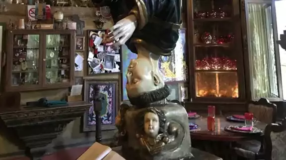 El santo a quien le piden pareja El santo a quien le piden pareja