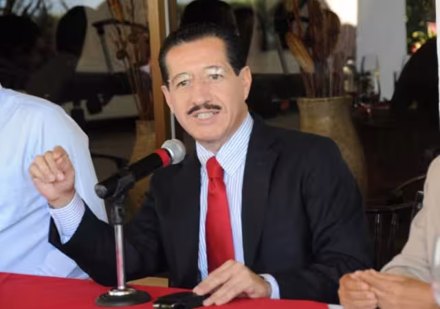 El ex mandatario estatal fue acusado de daños al erario que superan los 859 millones de pesos