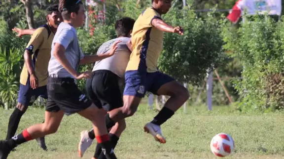 El encuentro se lleva a cabo en la unidad deportiva Tulum