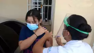 Invitan a población vulnerable de Quintana Roo a vacunarse contra la influenza