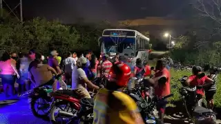 Un grupo de manifestantes bloqueó la carretera Muxupip-Euán para ejercer presión