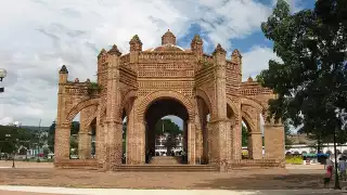 La Pila o La Corona, emblema de la ciudad