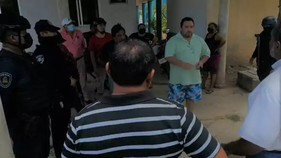 Los vecinos de Chunhuhub advirtieron que, de no tomarse en cuenta la inseguridad en el poblado, tomarán justicia por mano propia Los vecinos de Chunhuhub advirtieron que, de no tomarse en cuenta la inseguridad en el poblado, tomarán justicia por mano propia
