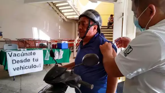 Campaña “Vacúnate en tu auto” se realizará el 12 y 13 de julio. Campaña “Vacúnate en tu auto” se realizará el 12 y 13 de julio.