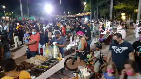 Los comerciantes impusieron sus propios precios, elevándolos y sin regulación de la Profeco en Cozumel Los comerciantes impusieron sus propios precios, elevándolos y sin regulación de la Profeco en Cozumel