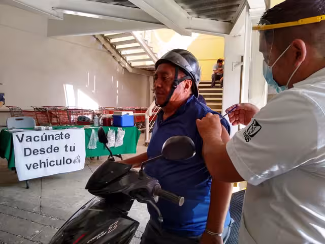 Campaña “Vacúnate en tu auto” se realizará el 12 y 13 de julio.