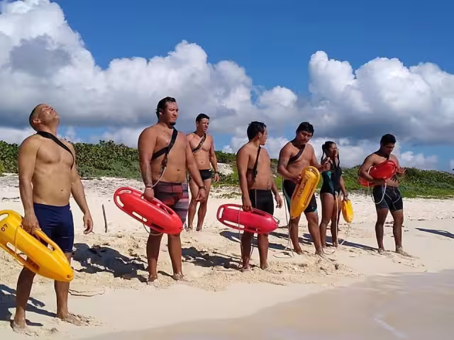Sólo se cuenta con una decena de guardavidas