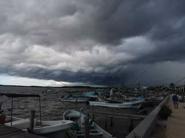 Se prevé que se mantenga el cielo nublado y lluvias en Yucatán