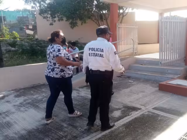Roban cablería de una primaria