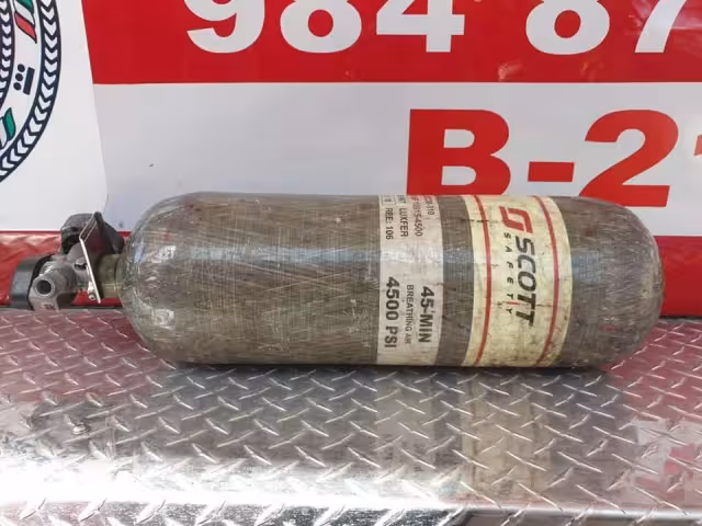 El personal invita a quien encuentre el cilindro el favor de llamar a la estación de bomberos 9848793669