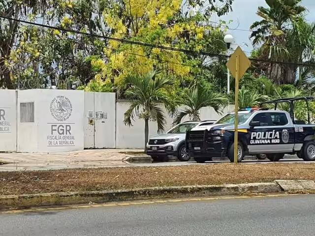 El detenido fue llevado a las instalaciones de la Fiscalía General de la República en Chetumal para definir su situación legal