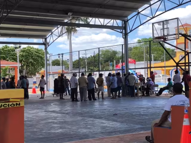 En el evento se repartió comida a los asistentes