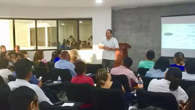 Para poner en marcha los tribunales, se capacitaron a 36 trabajadores del Poder Judicial