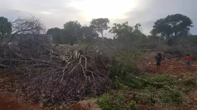 Los trabajos se realizan a pesar de que en las inmediaciones del lugar existen asentamientos humanos