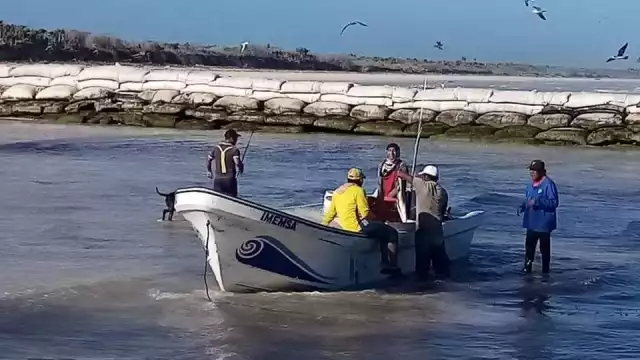 Hace aproximadamente un mes permanece cerrado al 95% del Puerto de Abrigo