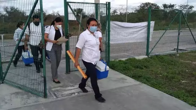 Hasta el momento las autoridades federales no han informado del número de dosis que arribará vía aérea