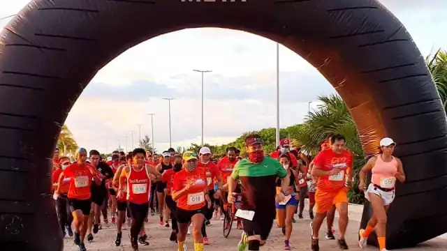 También se realizaron donativos de productos de higiene femenina, que serán donados al hogar de mujeres víctimas de violencia