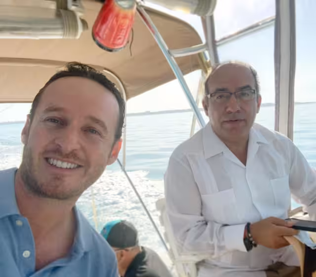  Francisco López Reyes y Felipe Calderon