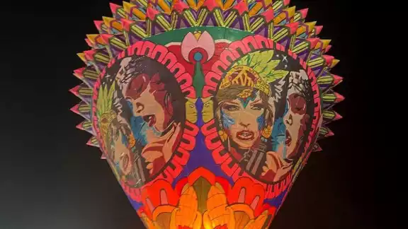 El Festival del Globo Maya en Yucatán muestra el talento de los artesanos del Estado, así como de cinco Entidades invitadas El Festival del Globo Maya en Yucatán muestra el talento de los artesanos del Estado, así como de cinco Entidades invitadas