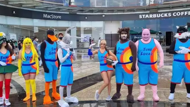 Memo Aponte y sus amigos se caracterizaron de personajes de los Loney Toons para Live Action de Space Jam,