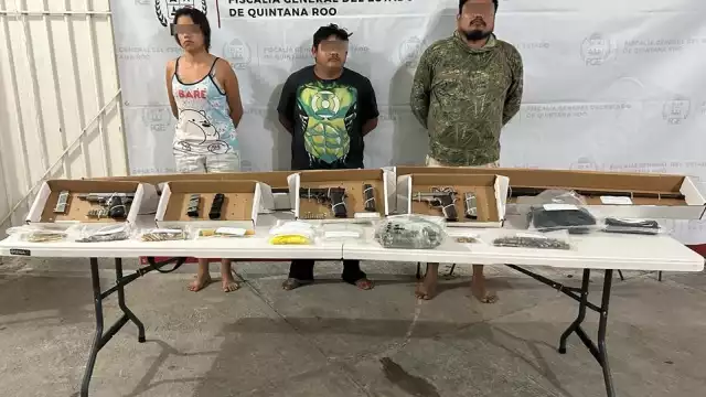 Fueron atrapados con marihuana y otros estupefacientes en la carretera Valladolid-Cancún.