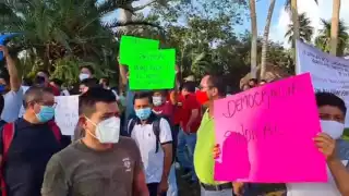 Trabajadores del Hard Rock Riviera Maya en Quintana Roo, exigen mejores prestaciones y sueldos
