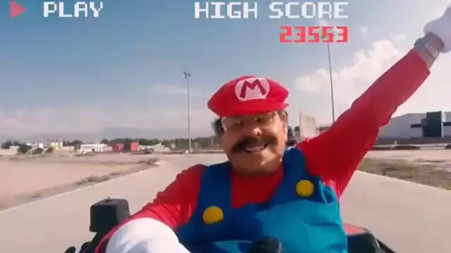 El video en el que felicita a todos los niños de Saltillo es parte de su campaña política