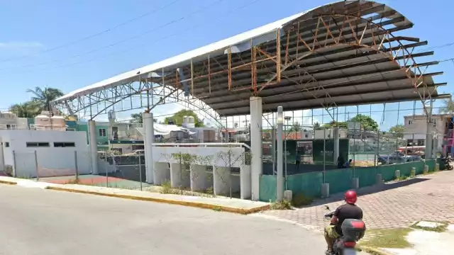 Sin mantenimiento después del paso del Huracán Grace, el domo de la colonia Salina de Isla Mujeres fue clausurado