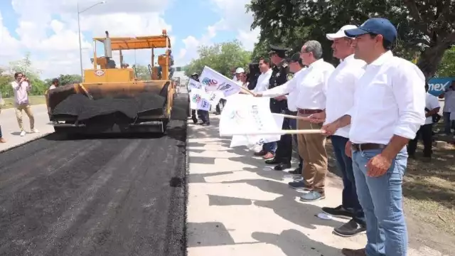 Mauricio Vila Dosal puso en marcha los trabajos de repavimentación de 4.7 kilómetros del Periférico de Mérida