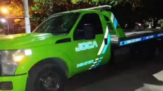 Denuncian a policía municipal de Playa del Carmen de hacer negocios sucios con servicio de grúas