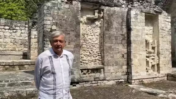 El mandatario viaja a Tihosuco, comunidad maya de Quintana Roo El mandatario viaja a Tihosuco, comunidad maya de Quintana Roo