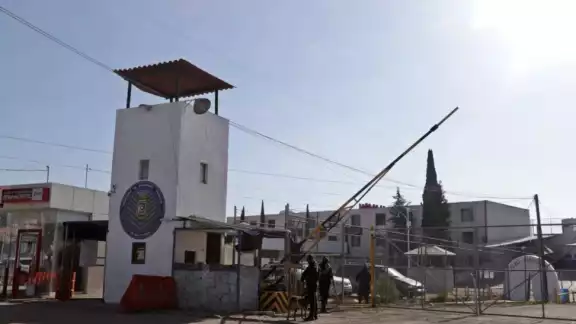 El mandatario estatal declaró que en cualquier momento habrá un esclarecimiento de todo, a 24 horas de ordenar la remoción del titular de la SSP, Rogelio López Maya