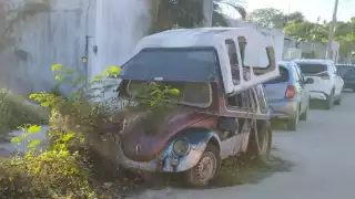 Retiran vehículos abandonados en Chetumal; esta es la razón