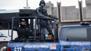 Colgados de un puente, 10 personas fueron localizadas la mañana de este jueves en el municipio de Ciudad Cuauhtémoc, Zacatecas.
