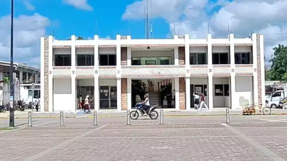 La presidenta municipal niega que se quedaron sin luz La presidenta municipal niega que se quedaron sin luz