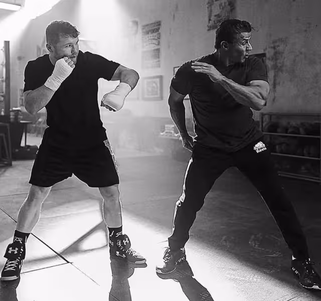 El actor que dio vida a Rocky Balboa elogia al Canelo Álvarez como el mejor boxeador del mundo