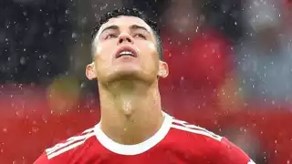 Ayer lunes, Cristiano Ronaldo de 37 años de edad, anunció en sus redes sociales la pérdida de uno de los gemelos