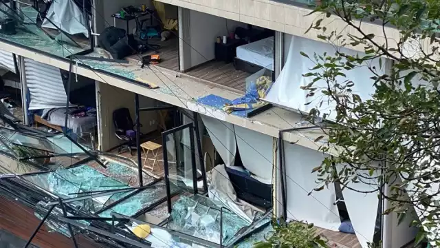 Una acumulación de gas provocó una explosión al interior de un edificio departamental sobre Avenida Coyoacán en la CDMX