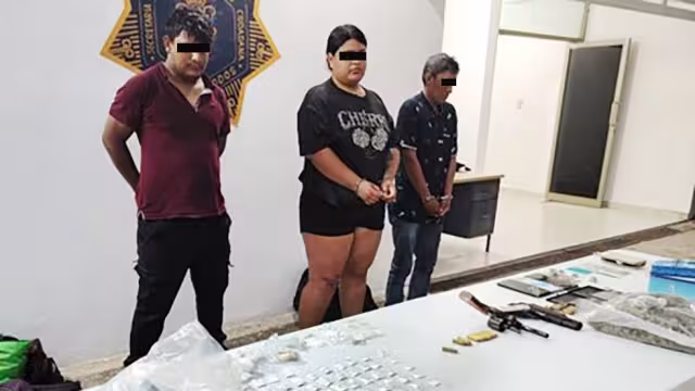 PEP detiene a dos hombres y una mujer con armas y droga en Palizada