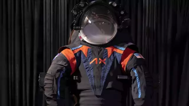 Nuevo traje espacial de la NASA