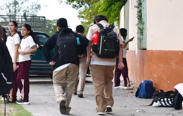 Codhecam no descarta aplicación de ‘Mochila Segura’ en Campeche  Seduc y Codhecam elaboran protocolo para revisiones escolares