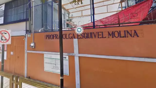 Exterior de la secundario Olga Esquivel Molina