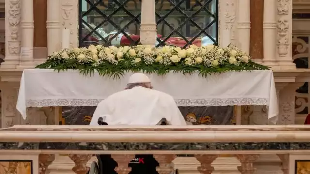 El papa Celestino V fue el primero en renunciar a ser jefe de la iglesia católica y del Vaticano