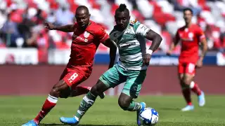 Ambos equipos despidieron a sus entrenadores