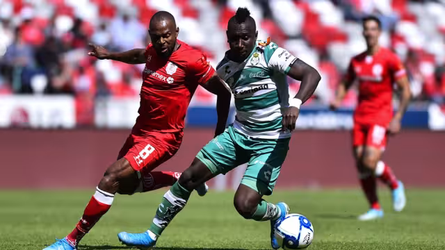Ambos equipos despidieron a sus entrenadores
