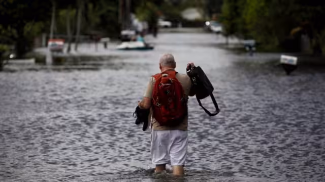 Se alerta para tomar precauciones por la posible formación ciclónica al Suroeste de Yucatán