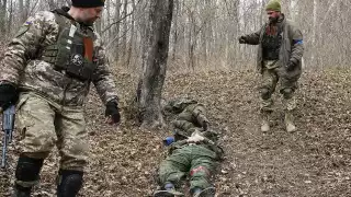 Los enfrentamientos entre los ejércitos de Rusia y Ucrania continúan en Kiev y otros estados de aquél país